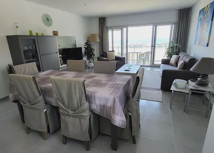 Апартаменты Jackie Назаре